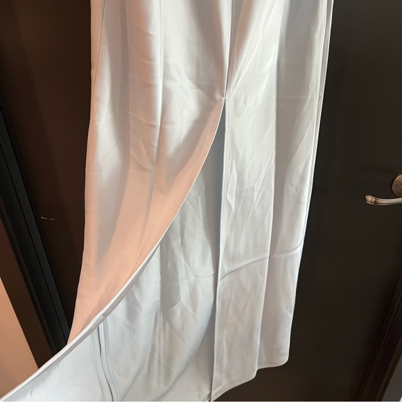 MAJORELLE Libbie Gown maxi dress in Light Blue Size Small NEW! New with tags! - Picture 9 of 10